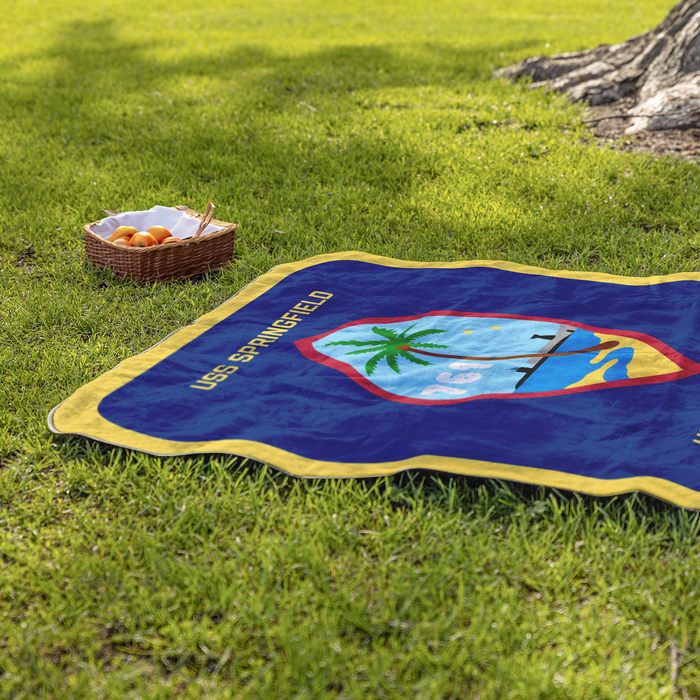 Springfield_FRG_Picnic_Blanket_StadiumBlanket_Lifestyle_Grass_V_AS_Mockup.png