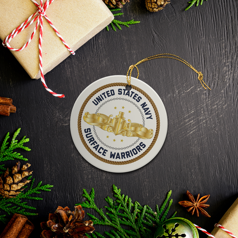 Surface_Warrior_Porcelain_Ornament_Gold_Round_Lifestyle02_Mockup.png